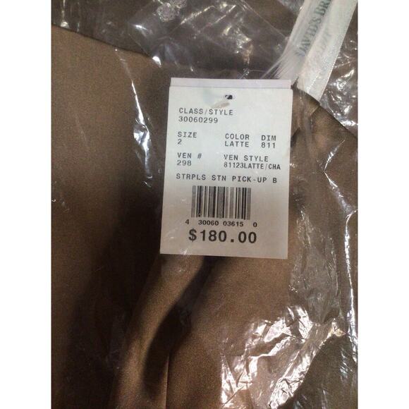 David’s Bridal Pick Up Strapless Formal Prom Satin Dress Bridesmaid Size 2 - Picture 3 of 5